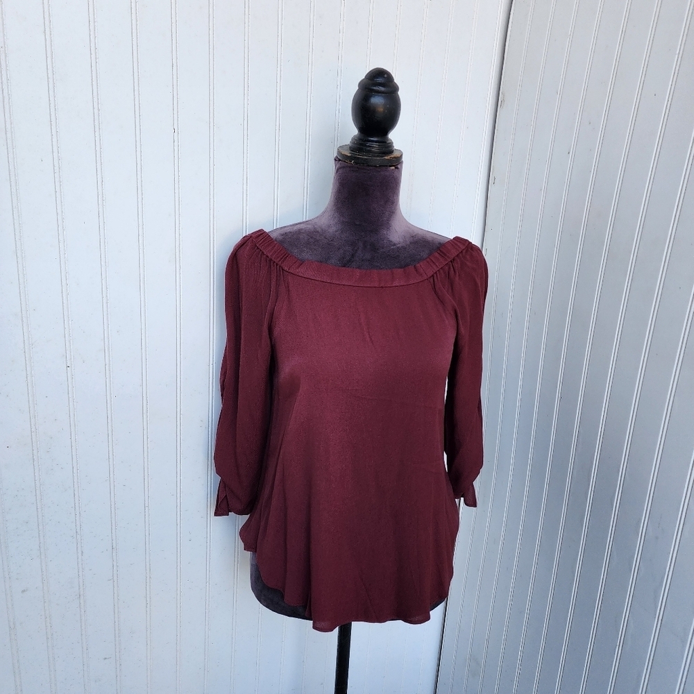 NWT Lost April Burgundy 3/4 Sleeve Blouse Lighweight Rayon Rayon Viscose Sz S